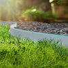 Bordure de jardin plastique flexible 20m avec piquets gris bordé de vert clair - vuunut.com