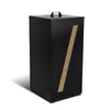Reservoir à granules pellets avec roulettes facade diagonale 45kg 36x36x76cm noir - vuunut.com